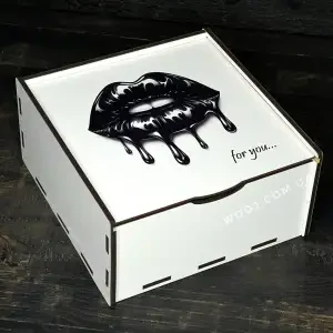 Бокс-пенал з дизайном "Black Kiss",біла 30х30х10 см