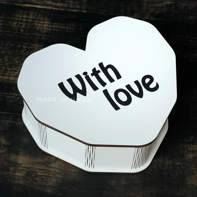 Бокс серце "With love" білий 20х18х7 см